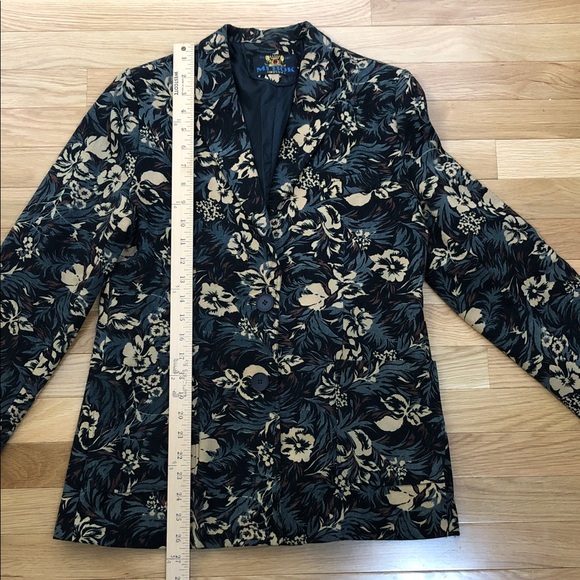 Floral Patterned Vintage Women's Blazer (V1) - Picture 10 of 13
